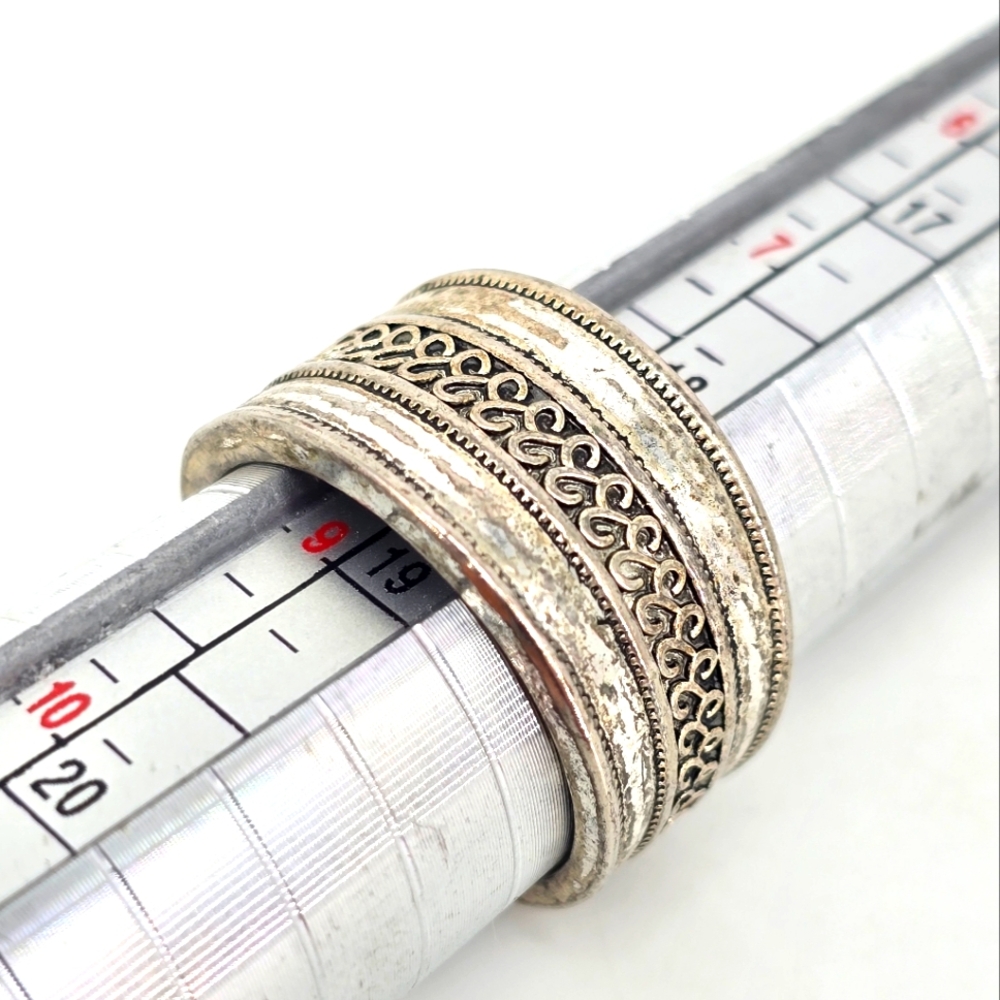 Vintage Silver Tone Ring